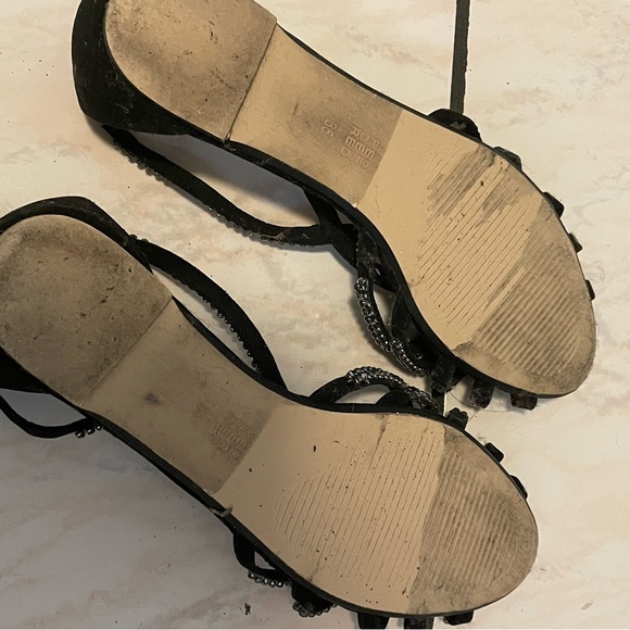 Sandals - Picture 3 of 3